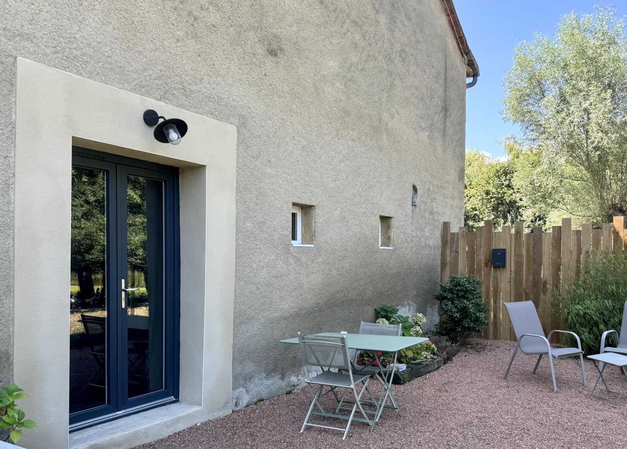 Domaine D'Aromm - Chambres D'Hotes & Gites - Piscine, Etangs & Animaux - Au Calme Ouches 외부 사진